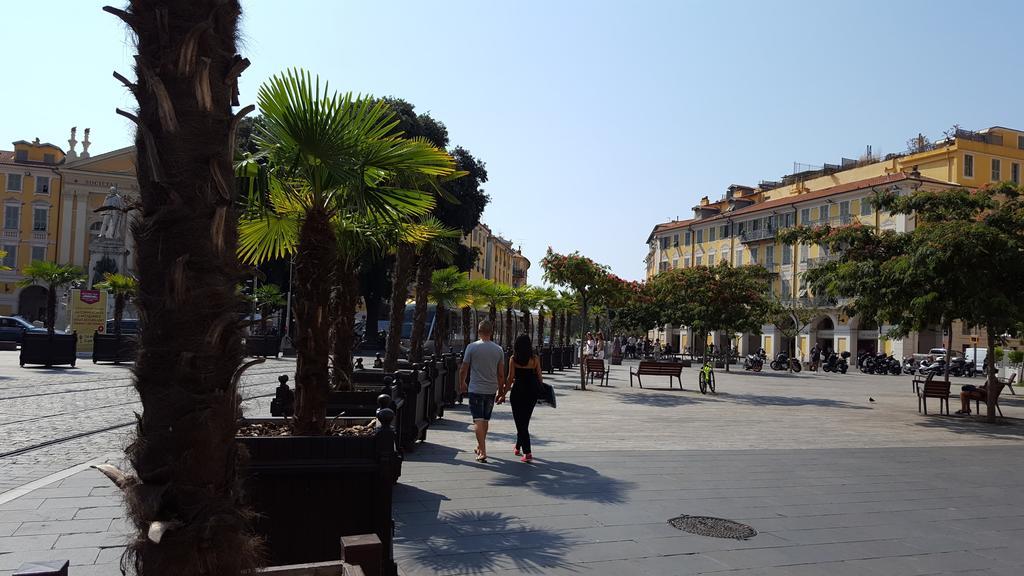 L'esplanade * Nice